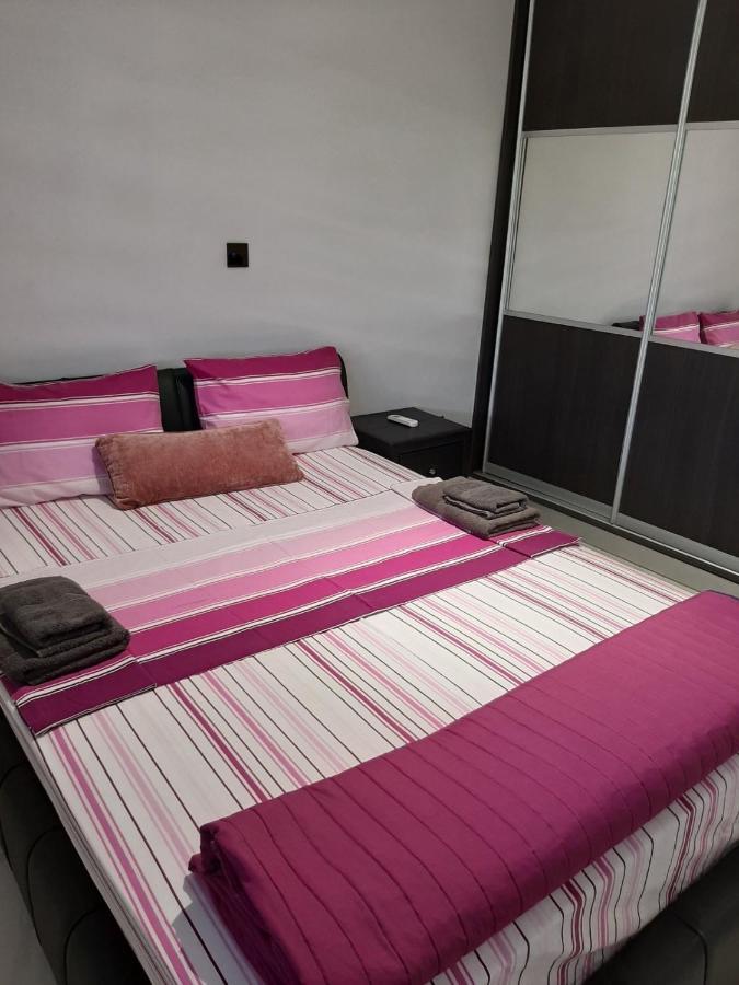 2 Bedroom Apartment-Mediterranean Type Pafos Exterior foto