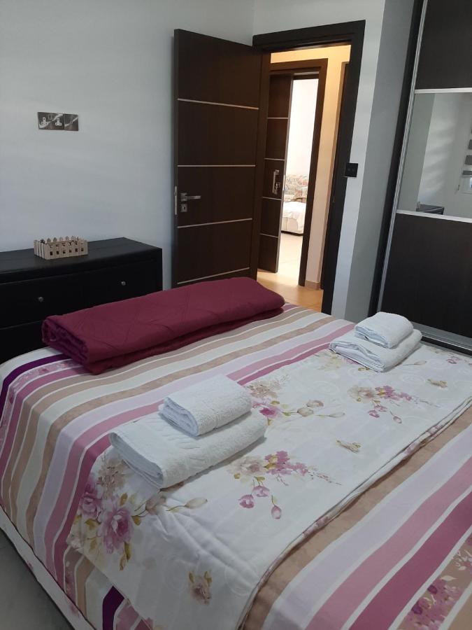 2 Bedroom Apartment-Mediterranean Type Pafos Exterior foto